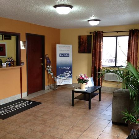 Travelodge by Wyndham Muskegon Eksteriør billede